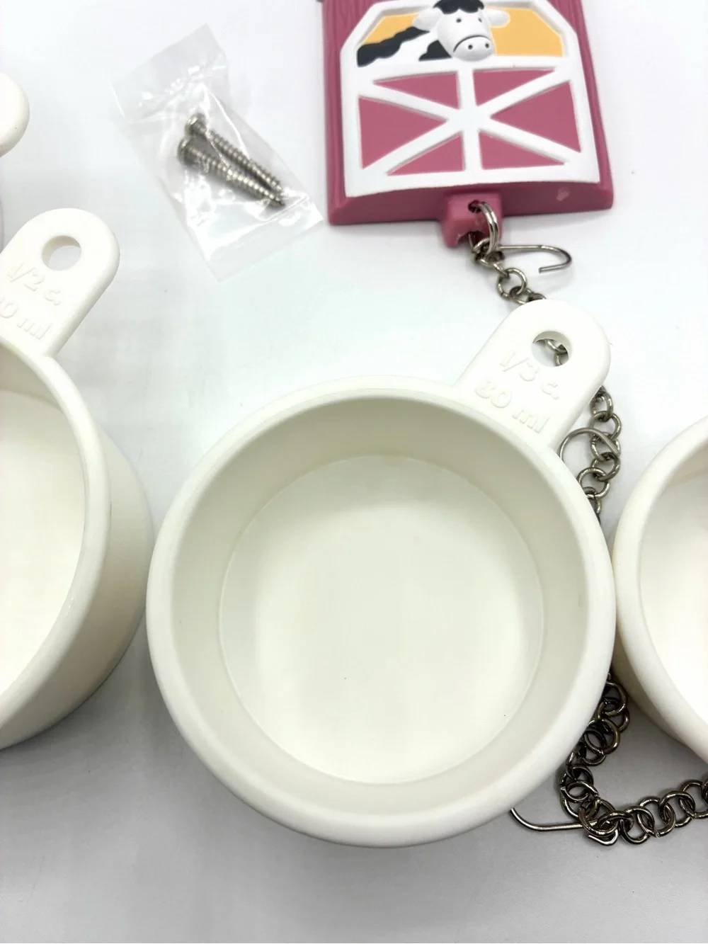 Vintage Avon Down on the Farm Measuring Cups Set Barn Wall Hanger Original Box